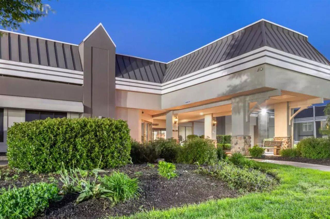 Clarion Hotel And Conference Center Harrisburg West New Cumberland Zewnętrze zdjęcie