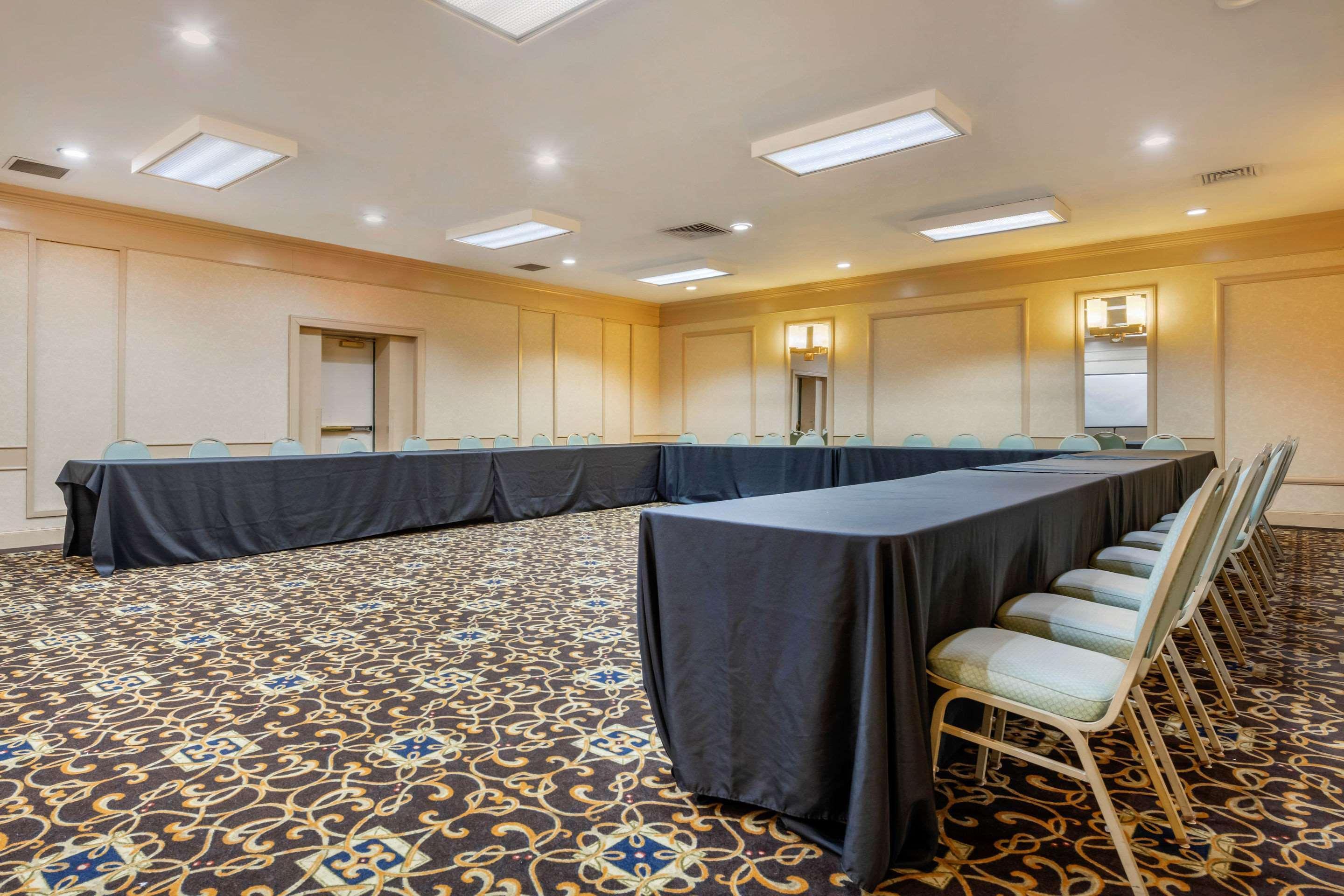 Clarion Hotel And Conference Center Harrisburg West New Cumberland Zewnętrze zdjęcie